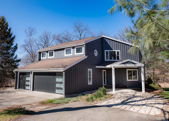 Property at 104 Kinder Rd, La Crescent, MN 55947, 5 beds, 4 baths