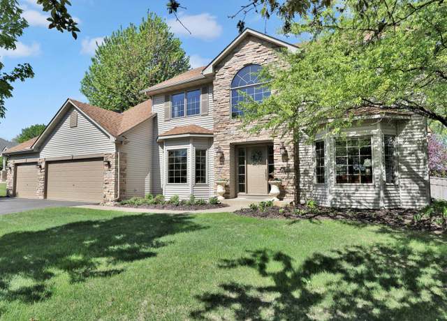 Property at 10112 Kiersten Pl, Eden Prairie, MN 55347, 5 beds, 4 baths