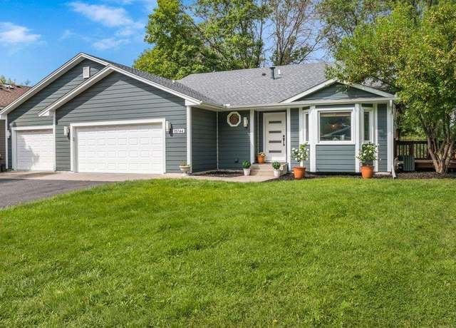 Property at 13744 94th Ave N, Maple Grove, MN 55369, 3 beds, 2 baths