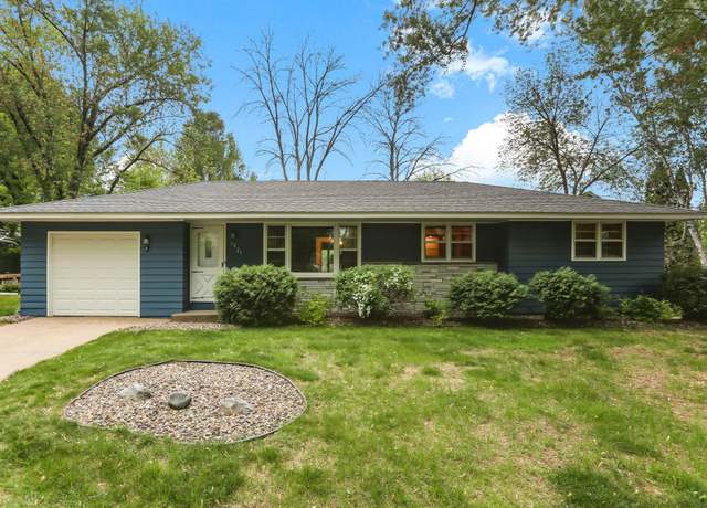 Property at 1821 Oak St, Hastings, MN 55033, 3 beds, 2 baths