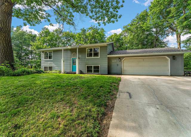 Property at 1202 Matteson St, Faribault, MN 55021, 4 beds, 2 baths