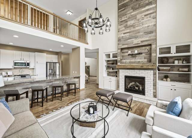 Property at 8529 Savanna Oaks Ln, Woodbury, MN 55125, 4 beds, 4 baths