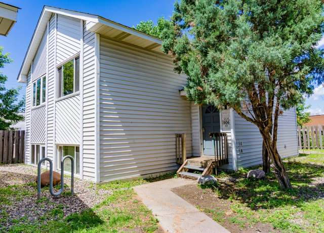 Property at 904 9th Ave SE, Minneapolis, MN 55414, 6 beds, 2 baths