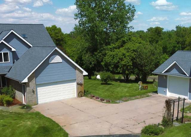 Property at 8431 County 17 Blvd, Cannon Falls, MN 55009, 3 beds, 3 baths