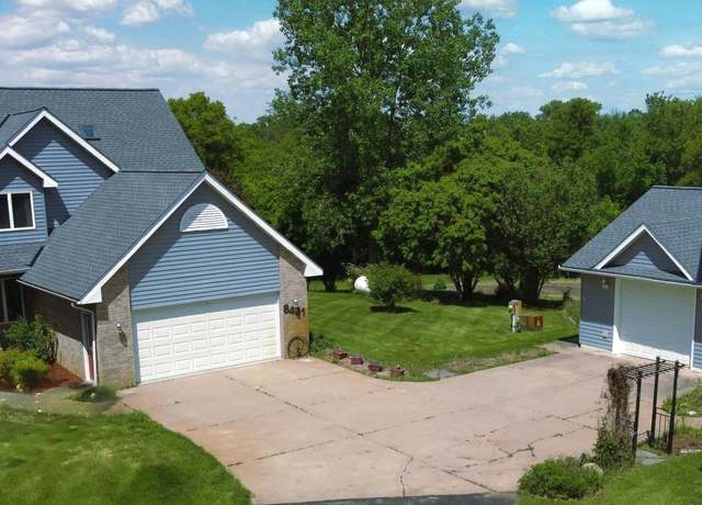 Property at 8431 County 17 Blvd, Cannon Falls, MN 55009, 3 beds, 3 baths