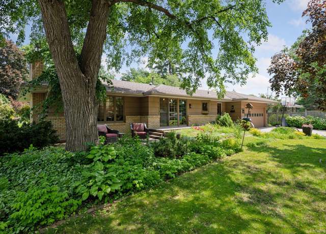 Property at 10933 Chowen Ave S, Bloomington, MN 55431, 3 beds, 2 baths
