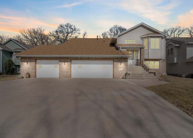 Property at 2175 13th Ave E, North Saint Paul, MN 55109, 5 beds, 4 baths