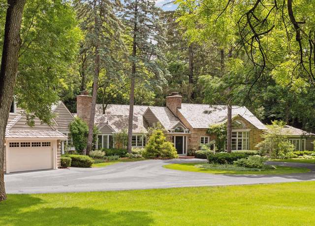Property at 11155 Mill Run, Minnetonka, MN 55305, 5 beds, 4 baths