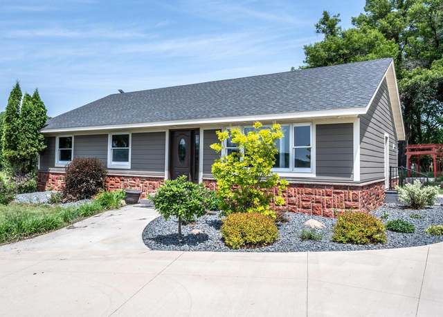 Property at 32955 County 24 Blvd, Cannon Falls, MN 55009, 5 beds, 3 baths