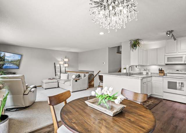 Property at 6433 158th St W, Apple Valley, MN 55124, 2 beds, 2 baths