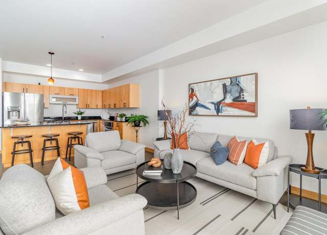 Property at 10 E 26th St #306, Minneapolis, MN 55404, 2 beds, 3 baths