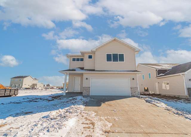 Property at 6668 Belding Dr S, Fargo, ND 58104, 3 beds, 3 baths