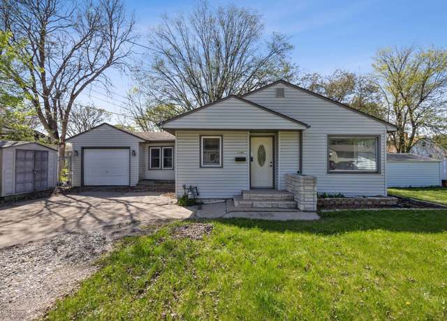 Property at 1242 11th St N, Fargo, ND 58102, 2 beds, 2 baths
