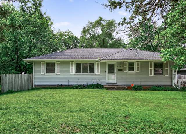 Property at 3213 W Old Shakopee Rd, Bloomington, MN 55431, 3 beds, 2 baths