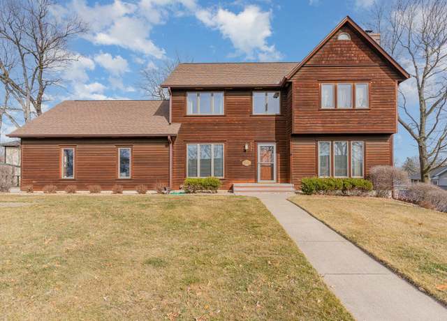 Property at 2391 Clover Ln, Red Wing, MN 55066, 4 beds, 4 baths
