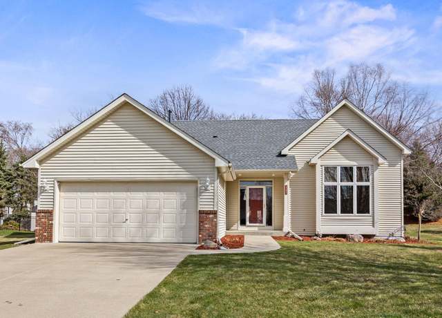 Property at 17477 Grove Ave, Lakeville, MN 55044, 4 beds, 3 baths