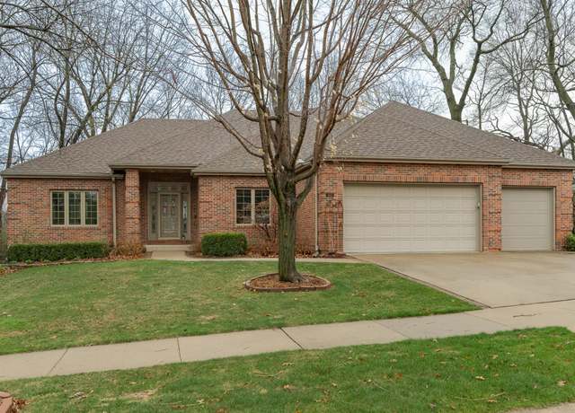 Property at 1062 23rd Ave SW, Rochester, MN 55902, 5 beds, 3 baths