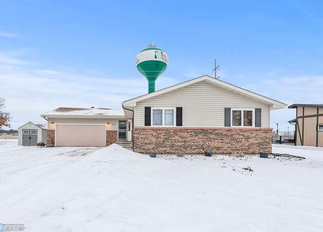 Property at 1107 4th St E, West Fargo, ND 58078, 3 beds, 2 baths