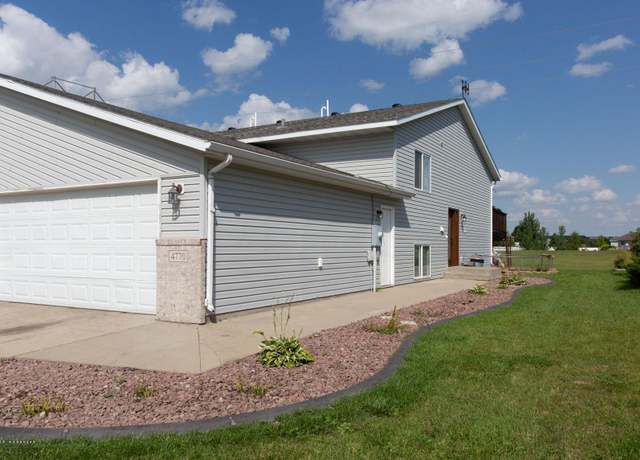 Property at 4770 51st St S, Fargo, ND 58104, 3 beds, 2 baths
