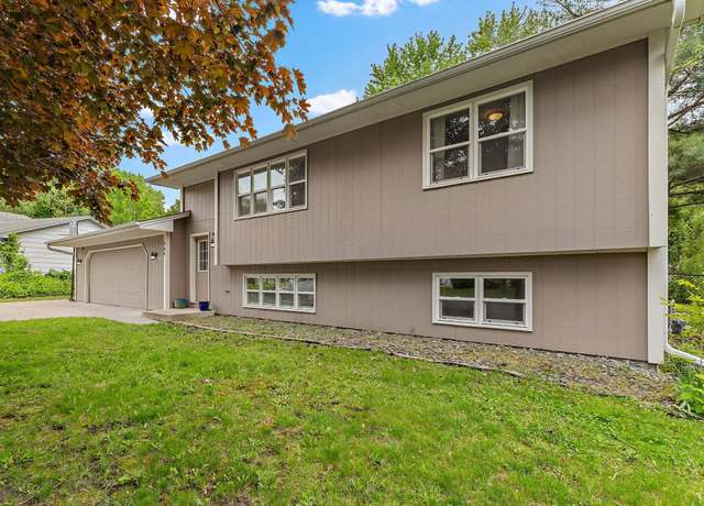 Property at 300 Iris Ln SW, Saint Michael, MN 55376, 3 beds, 2 baths