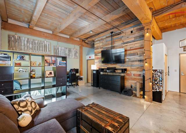 Property at 127 5th St NE #106, Minneapolis, MN 55413, 1 bed, 1 bath