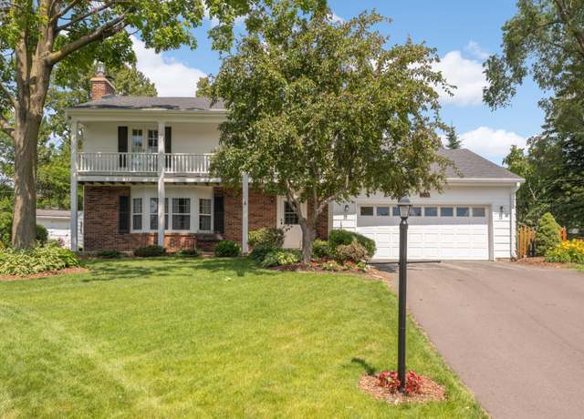 Property at 4653 Heritage Hills Cir, Bloomington, MN 55437, 5 beds, 4 baths