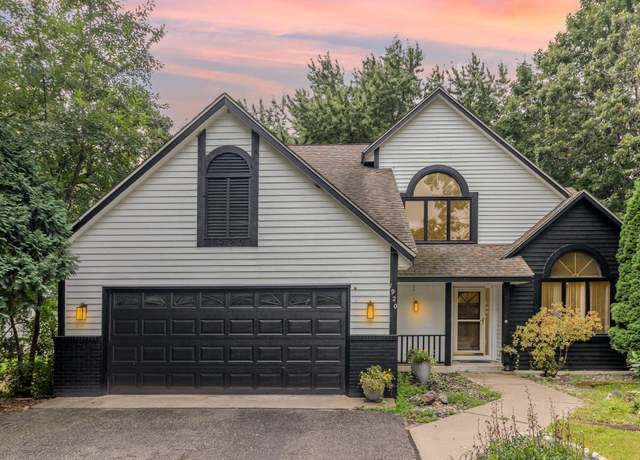 Property at 1920 128th Ave NW, Coon Rapids, MN 55448, 4 beds, 4 baths