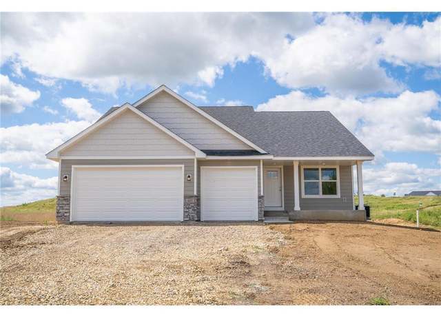 Property at 728 Mojo Trl, Hudson Twp, WI 54016, 4 beds, 3 baths