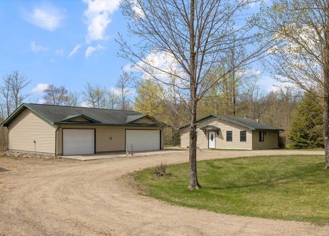 Property at 21151 S Moose Point Rd, Grand Rapids, MN 55744, 2 beds, 1 bath