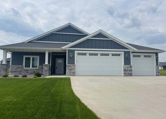 Property at 386 Hickory Ln NE, Owatonna, MN 55060, 3 beds, 2 baths