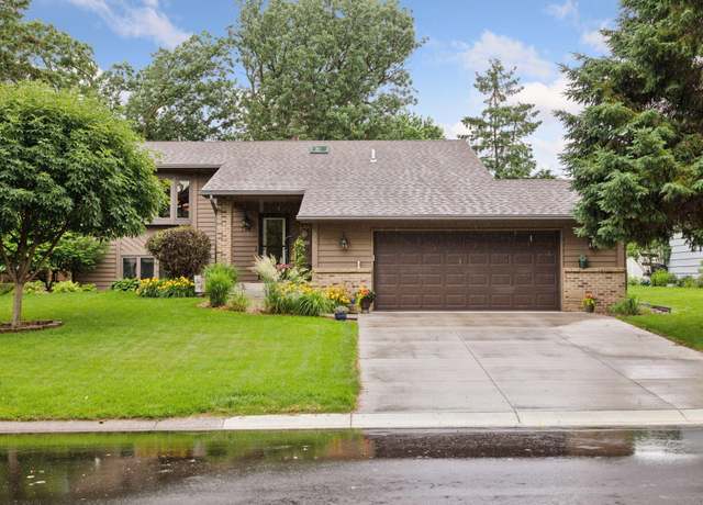 Property at 796 Sunset Dr, Eagan, MN 55123, 3 beds, 2 baths