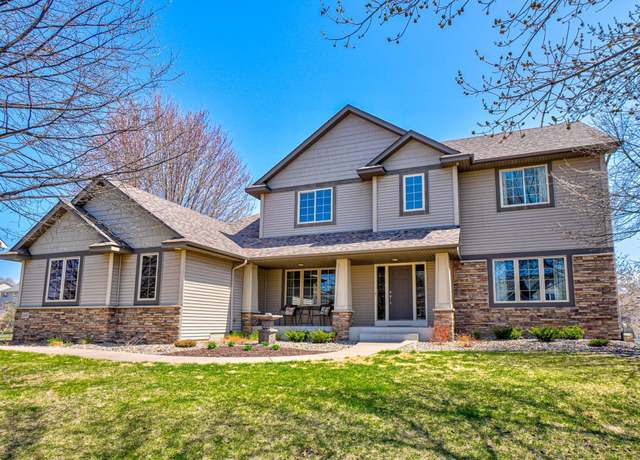 Property at 2847 White Eagle Dr, Woodbury, MN 55129, 4 beds, 4 baths