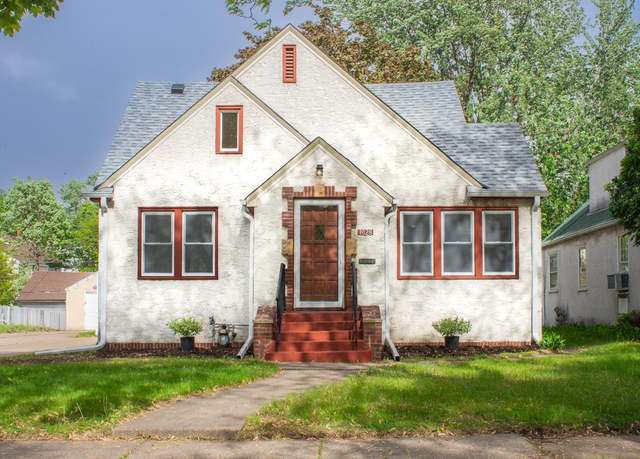 Property at 1028 Hall Ave, West Saint Paul, MN 55118, 3 beds, 3 baths
