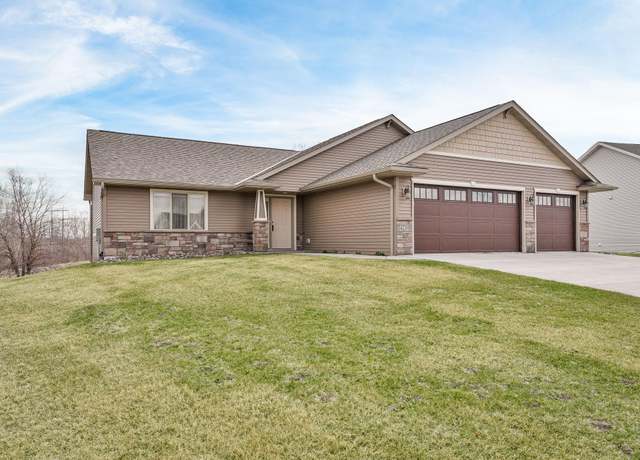 Property at 4210 Eaton Cir NE, Monticello, MN 55362, 3 beds, 2 baths
