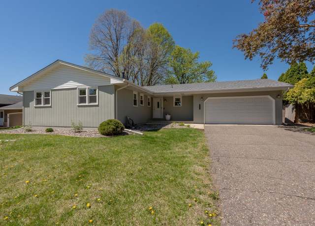 Property at 3333 Hillsboro Ave N, New Hope, MN 55427, 3 beds, 2 baths