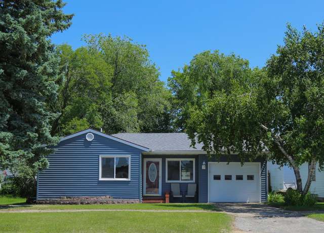 Property at 112 2nd St SE, Barnesville, MN 56514, 2 beds, 1 bath