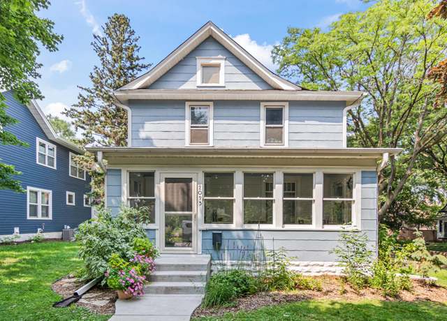 Property at 2093 Roblyn Ave, Saint Paul, MN 55104, 3 beds, 1 bath
