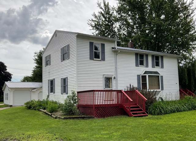 Property at 108 Johnson St NE, Brownsdale, MN 55918, 6 beds, 3 baths