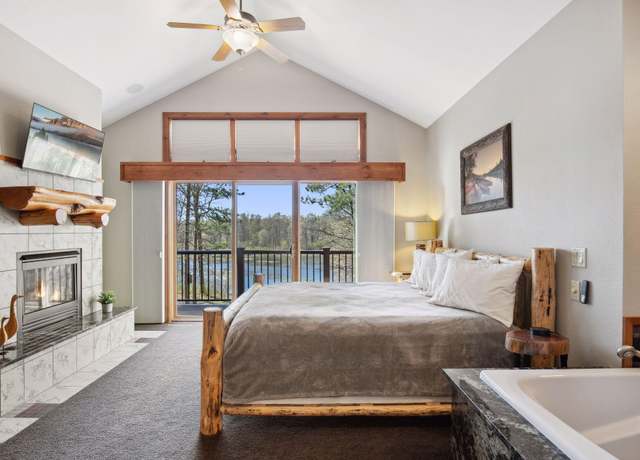 Property at 12640 Fawn Lake Rd, Crosslake, MN 56442, 4 beds, 4 baths