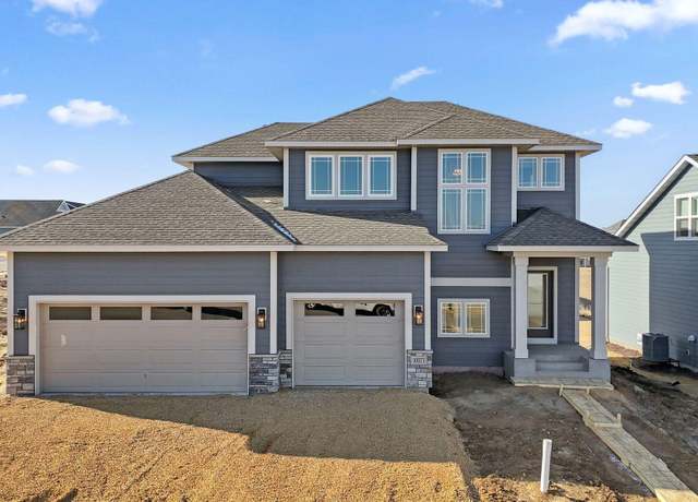Property at 10071 Arrowwood Trl, Woodbury, MN 55129, 5 beds, 4 baths
