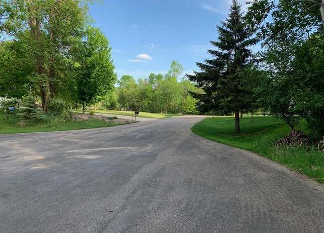 Property at 16213 Woodcrest Dr, Paynesville Twp, MN 56362