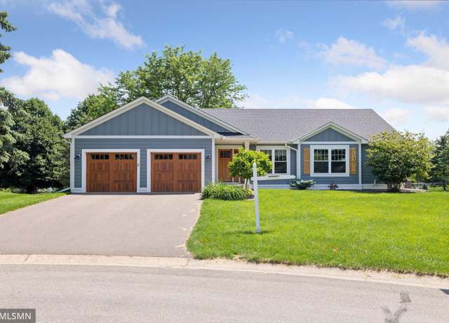 Property at 861 Autumn Dr, Woodbury, MN 55125, 4 beds, 3 baths