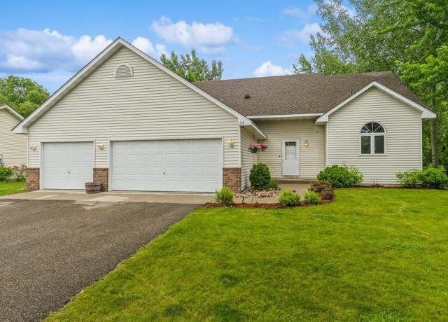 Property at 139 Dakota Ave, Elko New Market, MN 55054, 3 beds, 2 baths