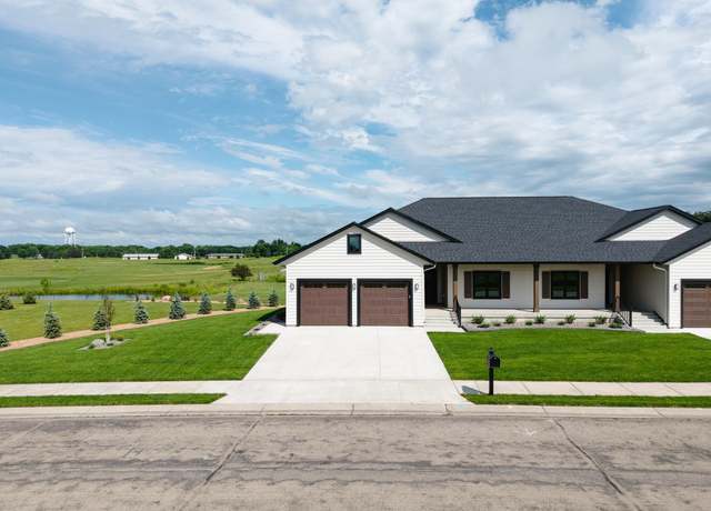 Property at 2334 9th St W, Albert Lea, MN 56007, 4 beds, 3 baths