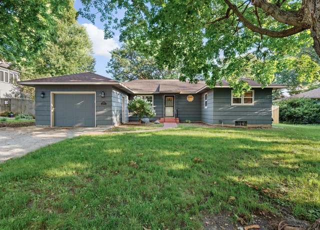 Property at 531 E School St, Owatonna, MN 55060, 2 beds, 2 baths