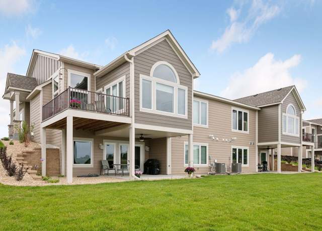Property at 4592 Tovero Trl, Medina, MN 55340, 3 beds, 3 baths