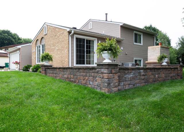 Property at 12115 50th Ave N, Plymouth, MN 55442, 4 beds, 2 baths