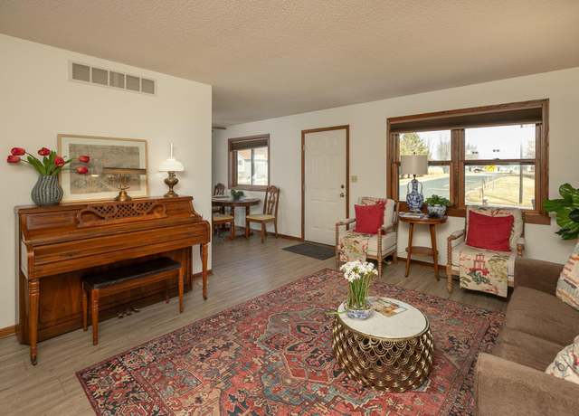 Property at 812 3rd St NW, Byron, MN 55920, 4 beds, 2 baths