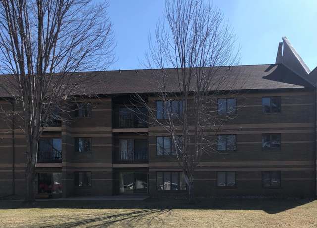 Property at 1801 Becker Ave SE #202, Willmar, MN 56201, 2 beds, 2 baths