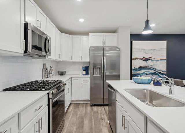 Property at 14974 Ahena Curv, Rosemount, MN 55068, 3 beds, 3 baths